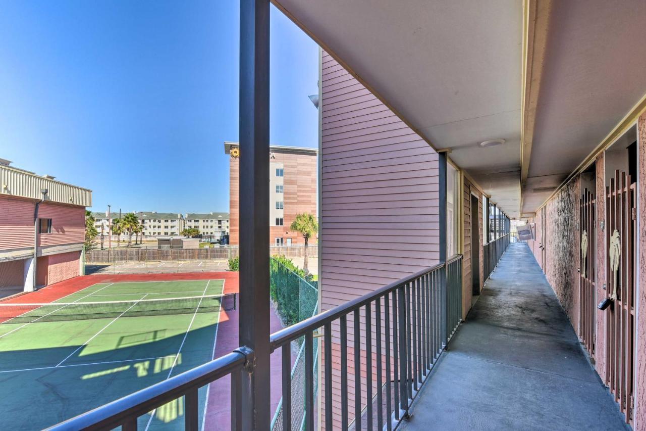 Coastal Galveston Condo Walk To Shoreline! ภายนอก รูปภาพ
